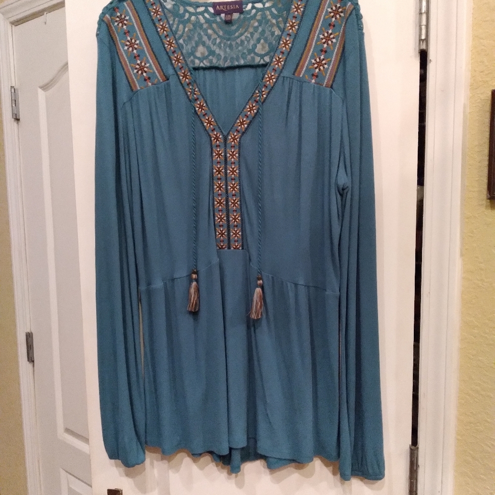 Artisan Ladies Top